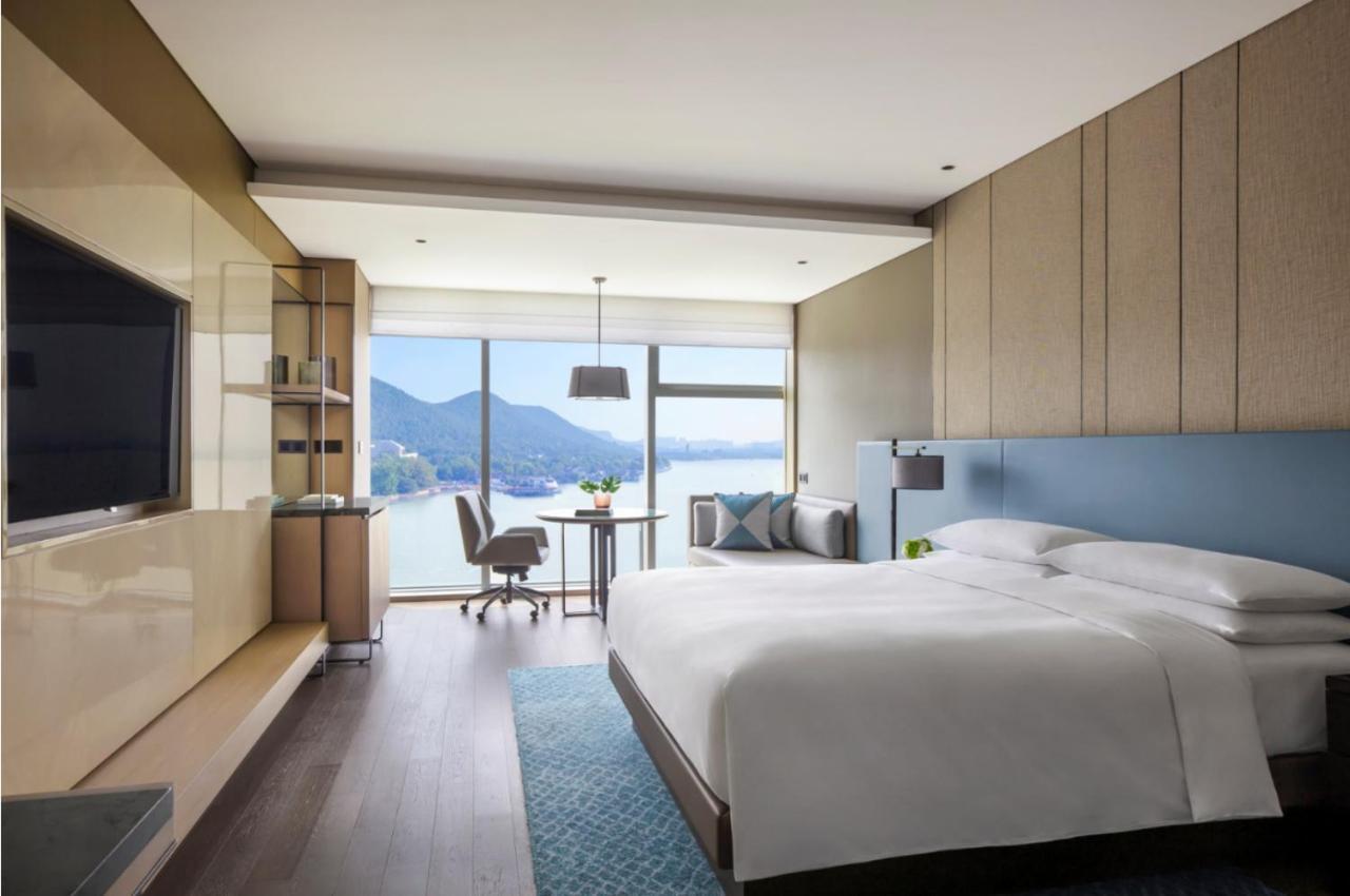 Xuzhou Marriott Hotel Lakeview מראה חיצוני תמונה