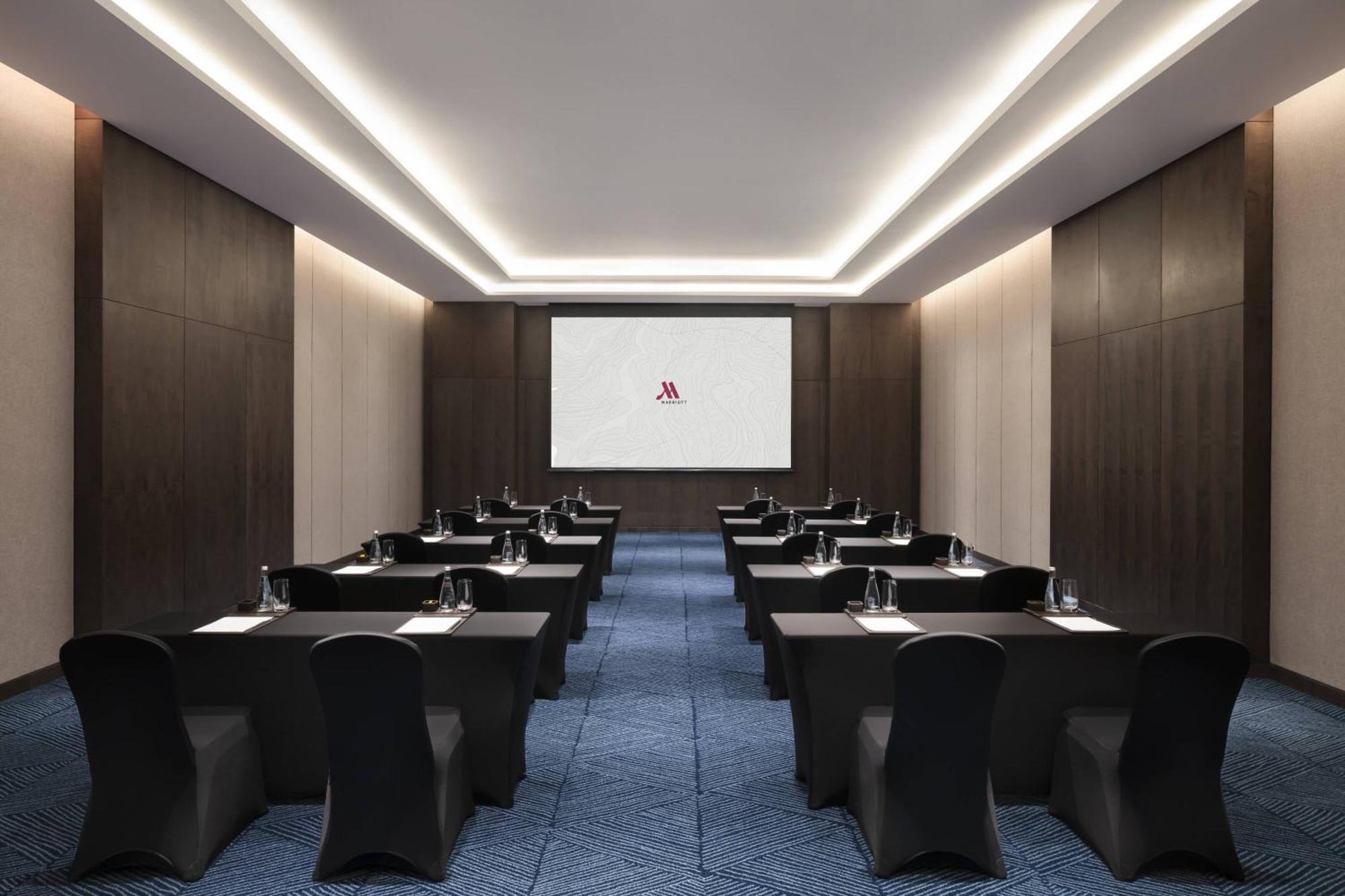 Xuzhou Marriott Hotel Lakeview מראה חיצוני תמונה
