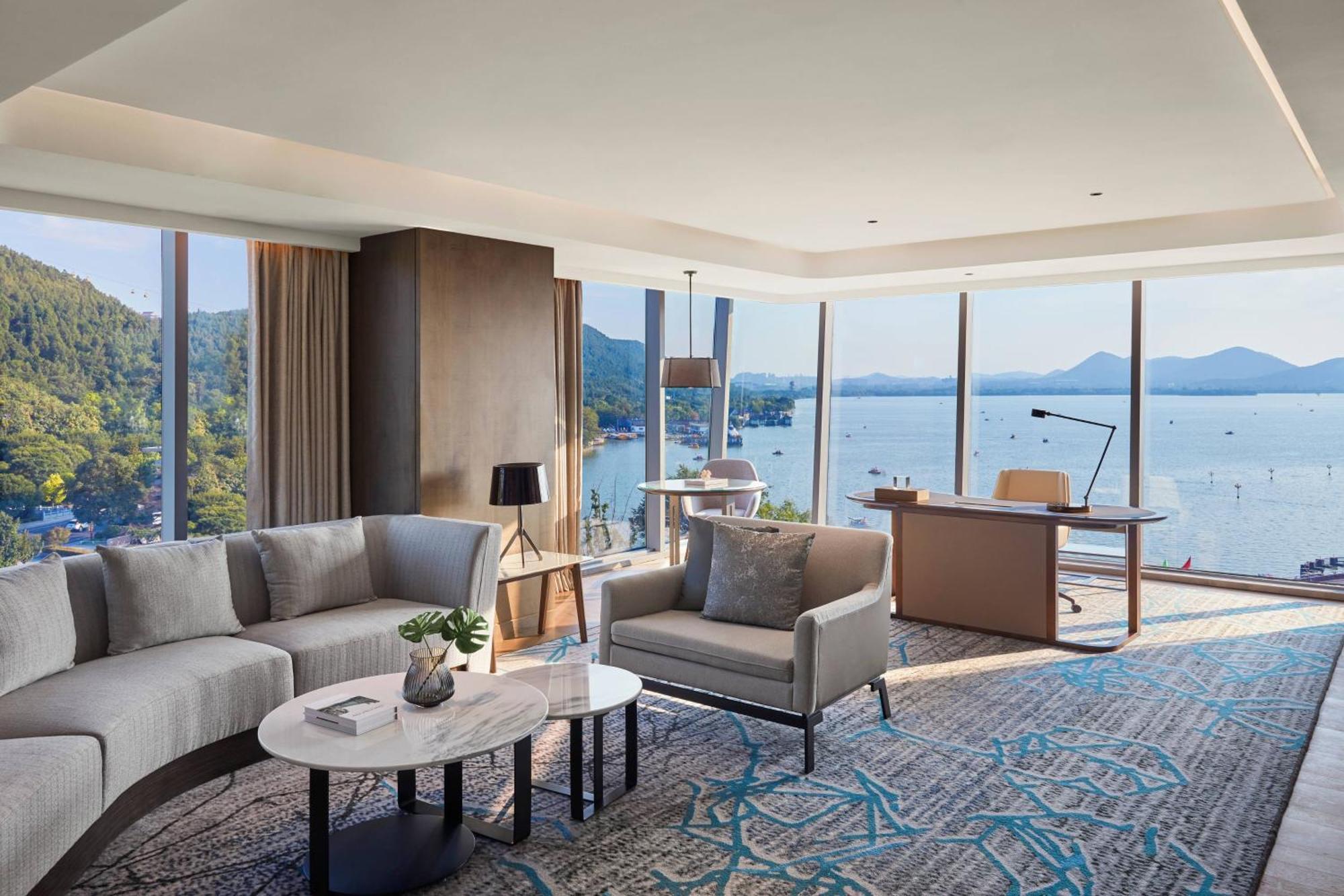 Xuzhou Marriott Hotel Lakeview מראה חיצוני תמונה