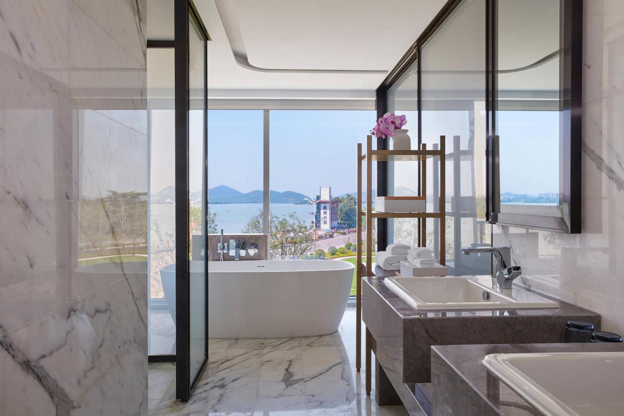 Xuzhou Marriott Hotel Lakeview מראה חיצוני תמונה
